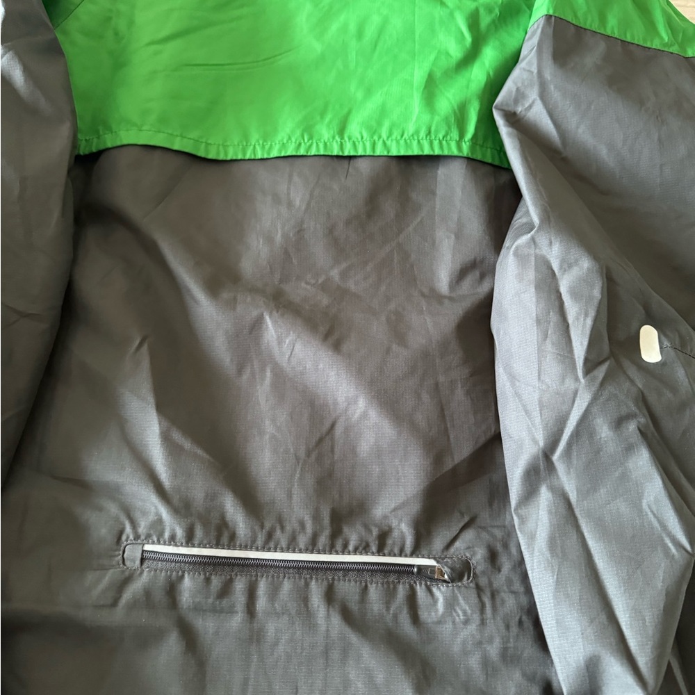 Nike light Jacket - Large - Picture 5 of 7